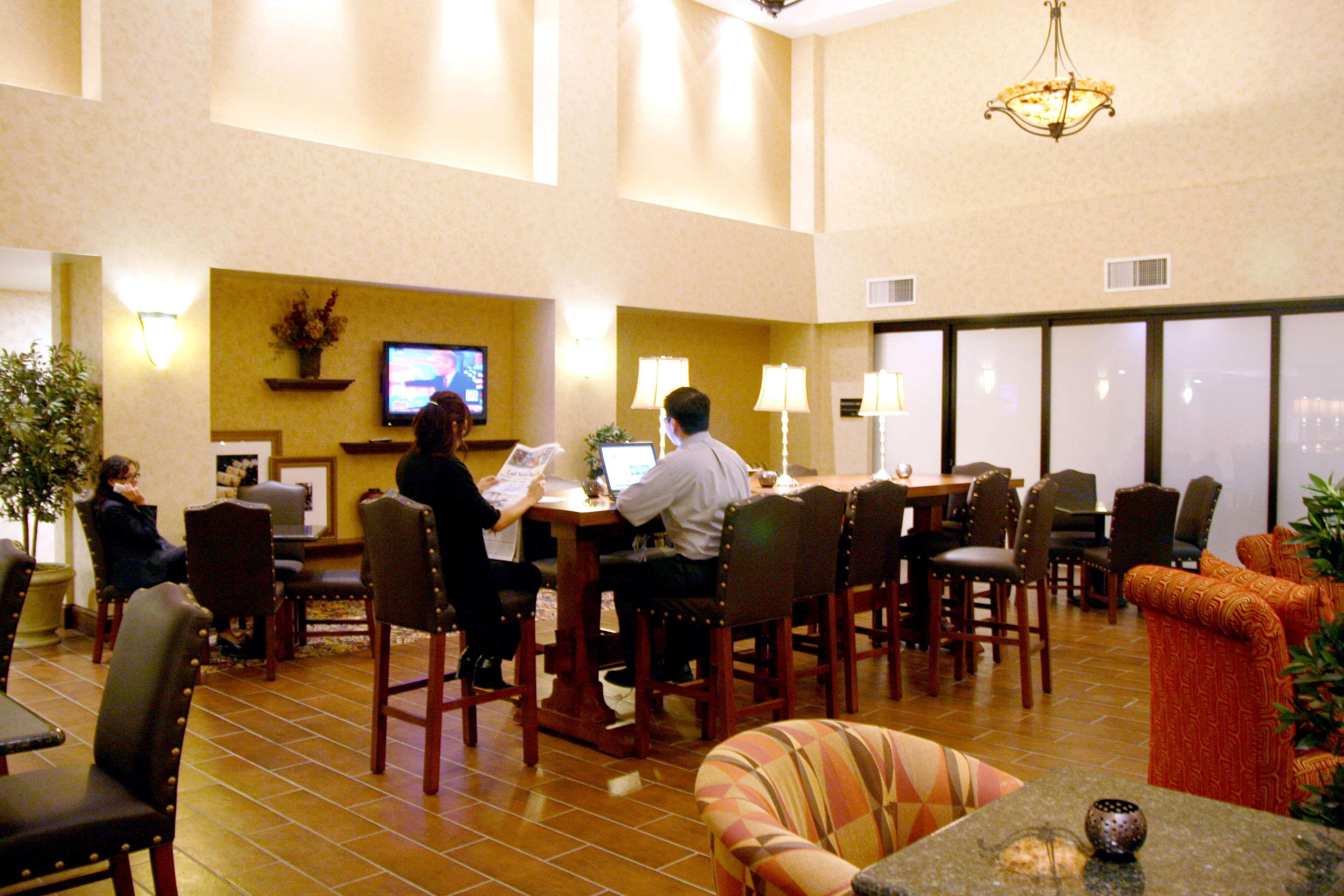 Hampton Inn & Suites Lodi Restaurant foto